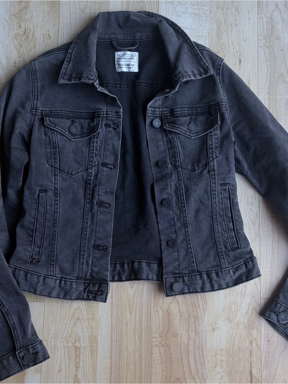 Pull&Bear Women's Faded Charcoal Stretch Denim Jacket